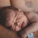 Handle colic newborn